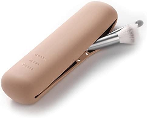 FERYES Large Travel Makeup Brush Holder, Magnetic Anti-fall Out Silicon Portable Cosmetic Face Brushes Holder, Soft and Sleek Makeup Tools Organizer for Travel- (8.27 * 2.36 * 1.57)