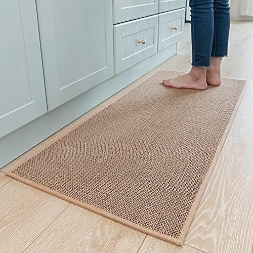 Kitchen Rugs Non Slip Washable, Absorbent Kitchen Mats for Floor, Braided Kitchen Runner Rug with Rubber Backing, Durable Dirt-Resistant Kitchen Carpet for Front of Sink (Beige,20"x47")